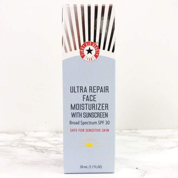 NIB Ultra Repair Face Moisturizer - First Aid Beauty - Picture 4 of 8